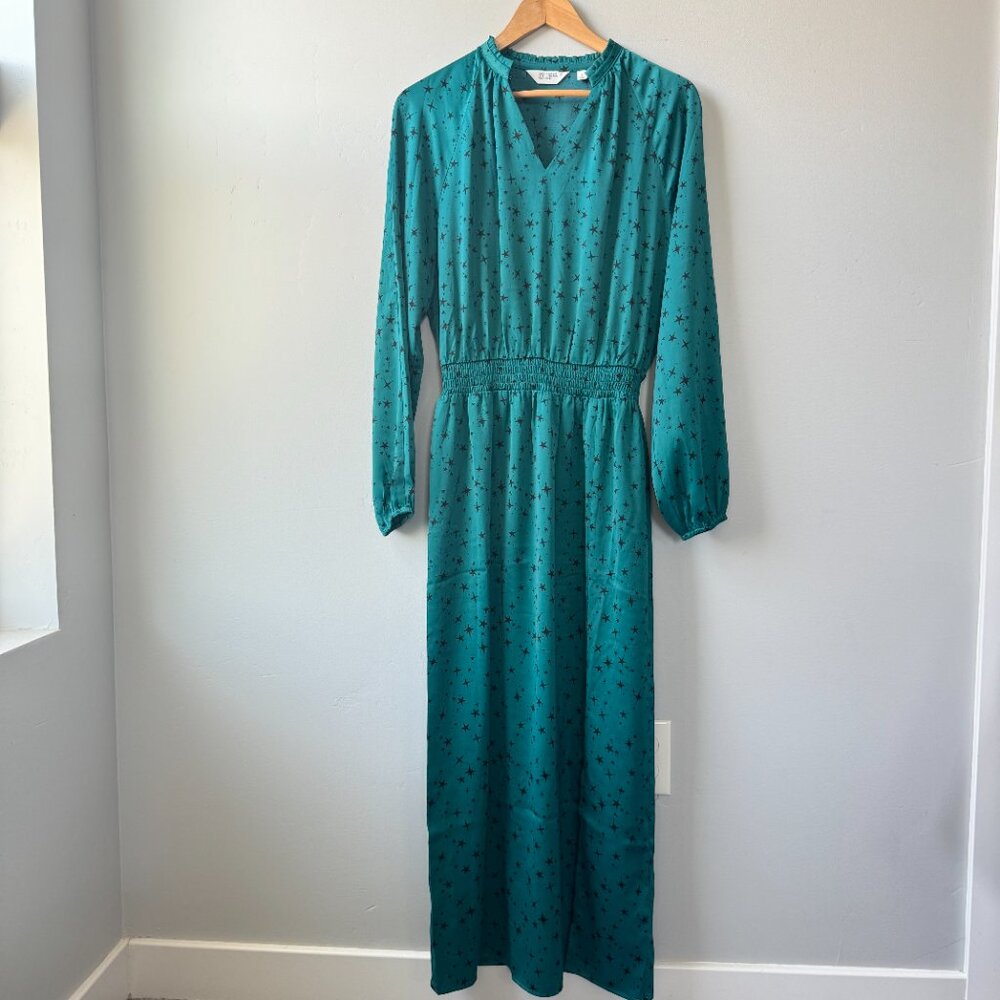 Candace Cameron Bure Long Sleeve Evergreen and Black Star Slit Maxi Dress
